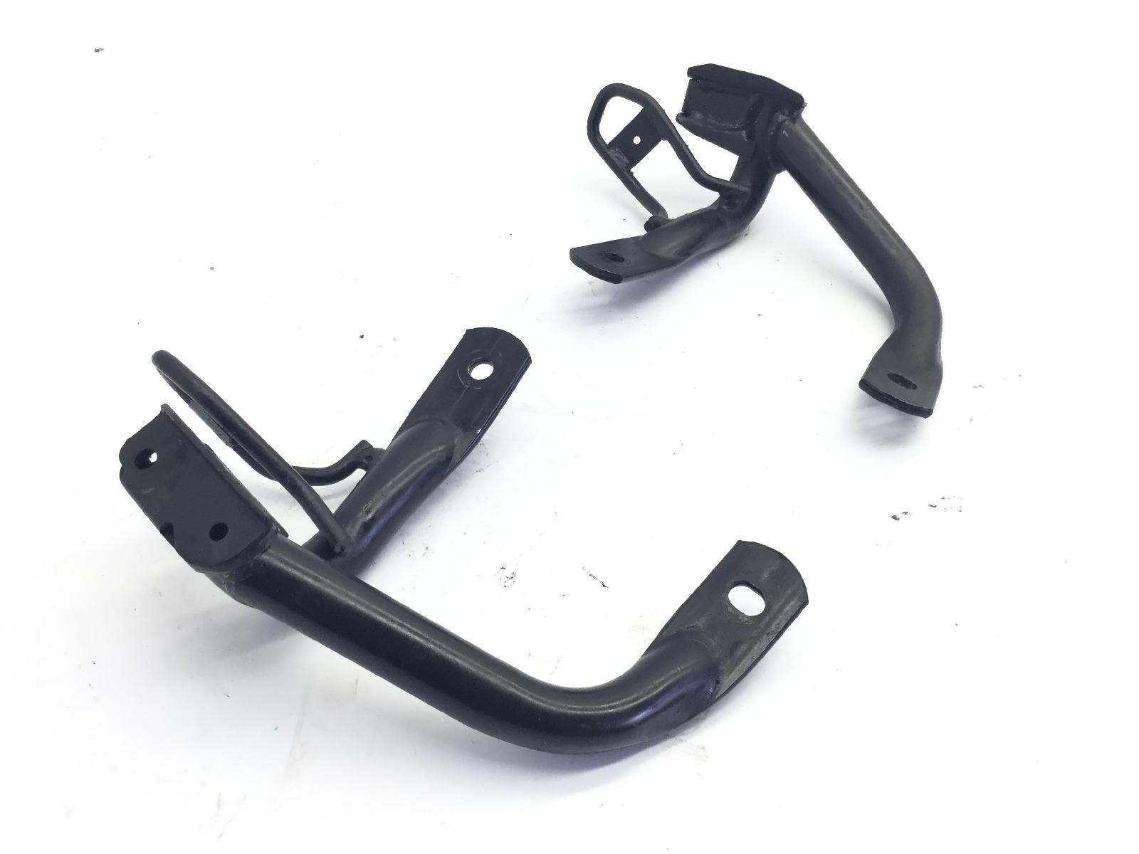 Honda sh i 150 coppia staffe supporti pedane posteriori 2009 2012 kf10