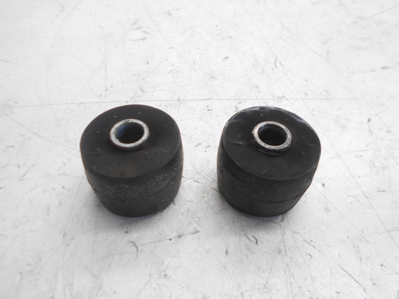 Suzuki burgman an 400 coppia supporti motore silent block 2004 2004 bw111