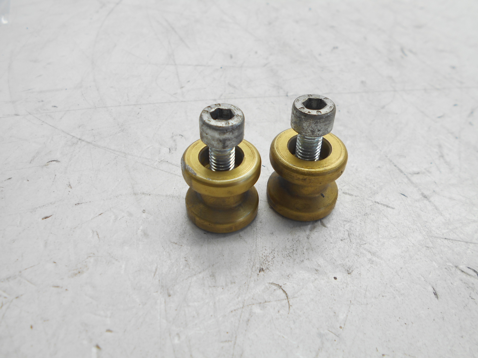 Suzuki gsx-r k1 k3 600 coppia supporti cavalletto posteriore 2002 2002 bg111