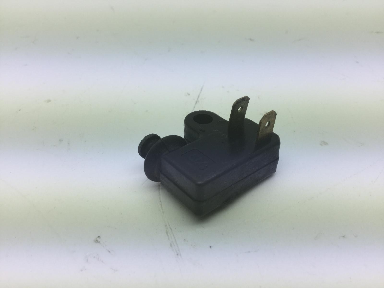 Yamaha x-max 250 sensore stop freno anteriore 2007 2009 sg162
