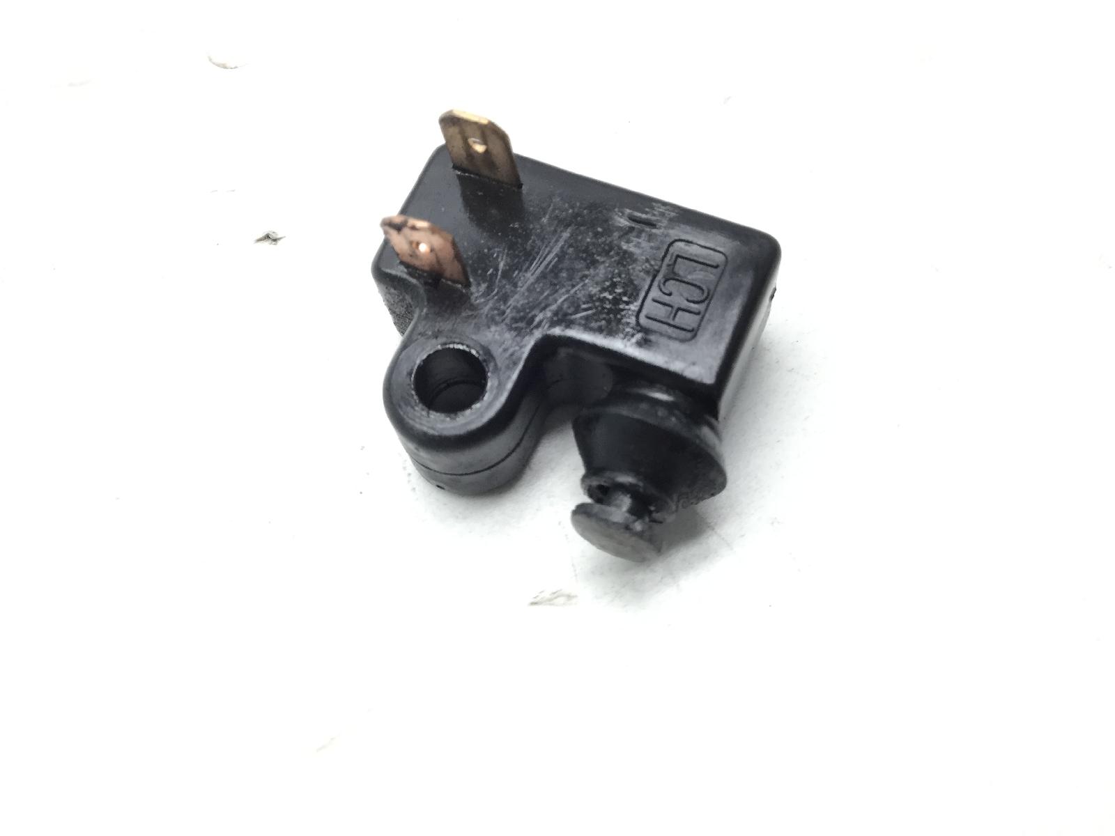 Yamaha x-max 250 sensore stop pulsante microstop freno anteriore 2007 2009 sg162