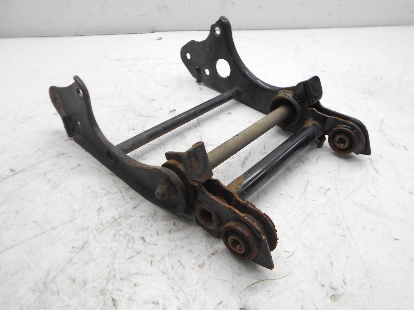Yamaha xn teo's 125 staffa supporto motore braccio oscillante 2000 2000 se041