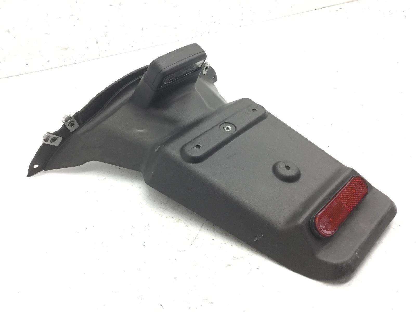 Aprilia atlantic sprint 400 parafango posteriore portatarga e supporto luce 2005 2008 vlb00