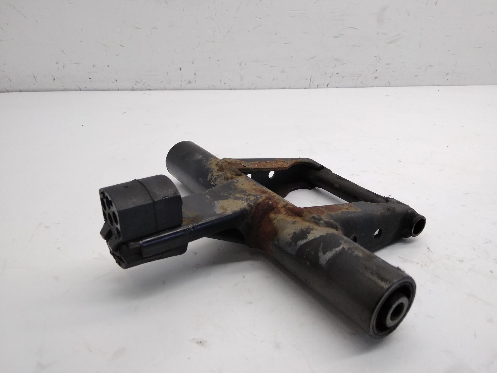 Aprilia scarabeo 2t 50 staffa supporto motore 2005 2006 the00