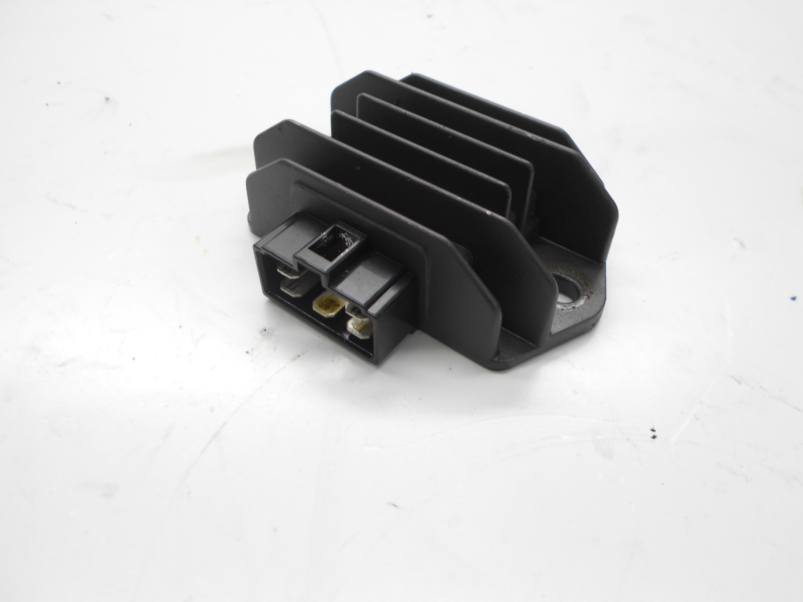Honda vision 4t 50 regolatore di tensione 2012 2012 af72a