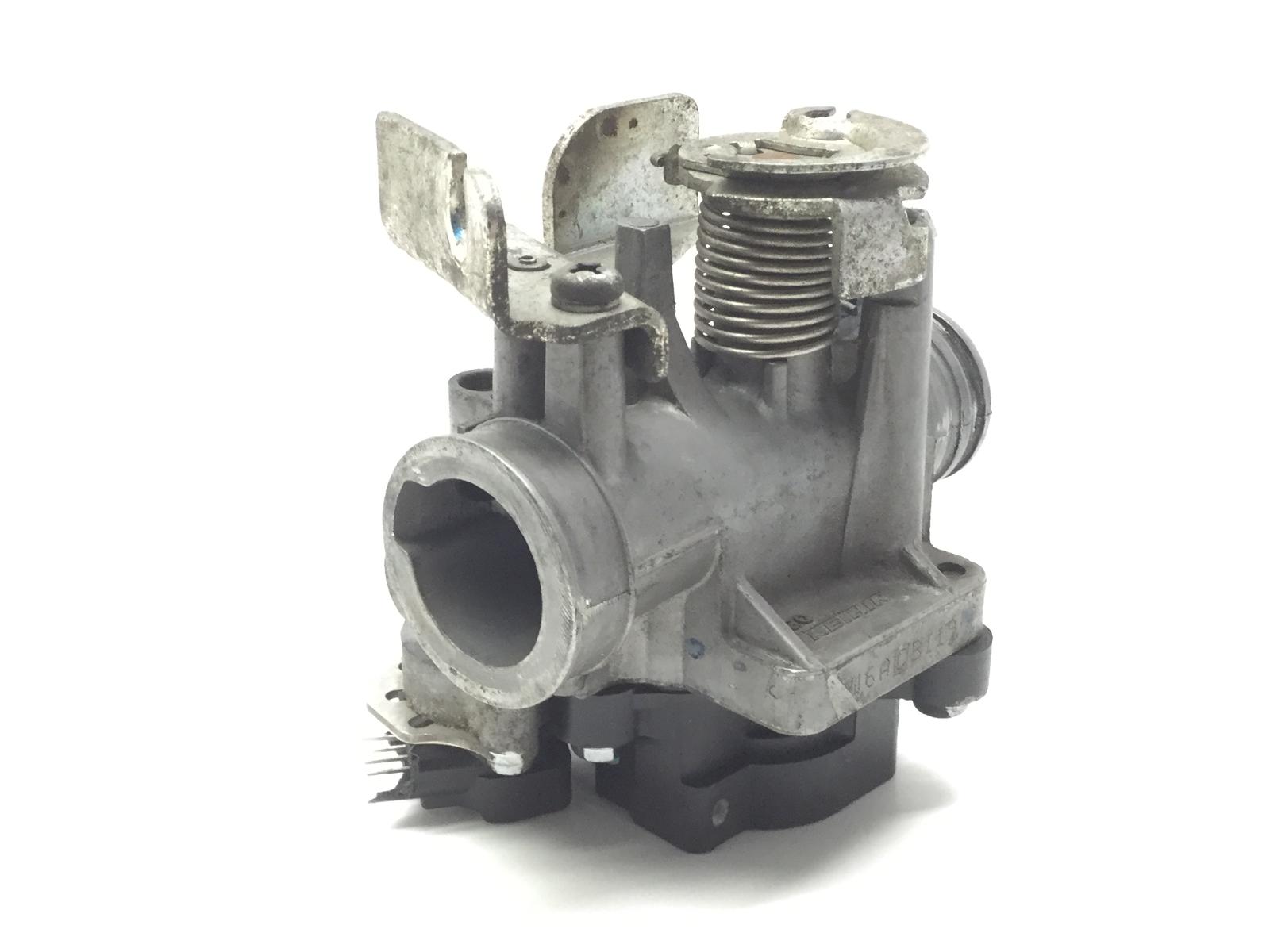 Honda vision 4t 50 corpo farfallato con spinotto aria rotto 2012 2012