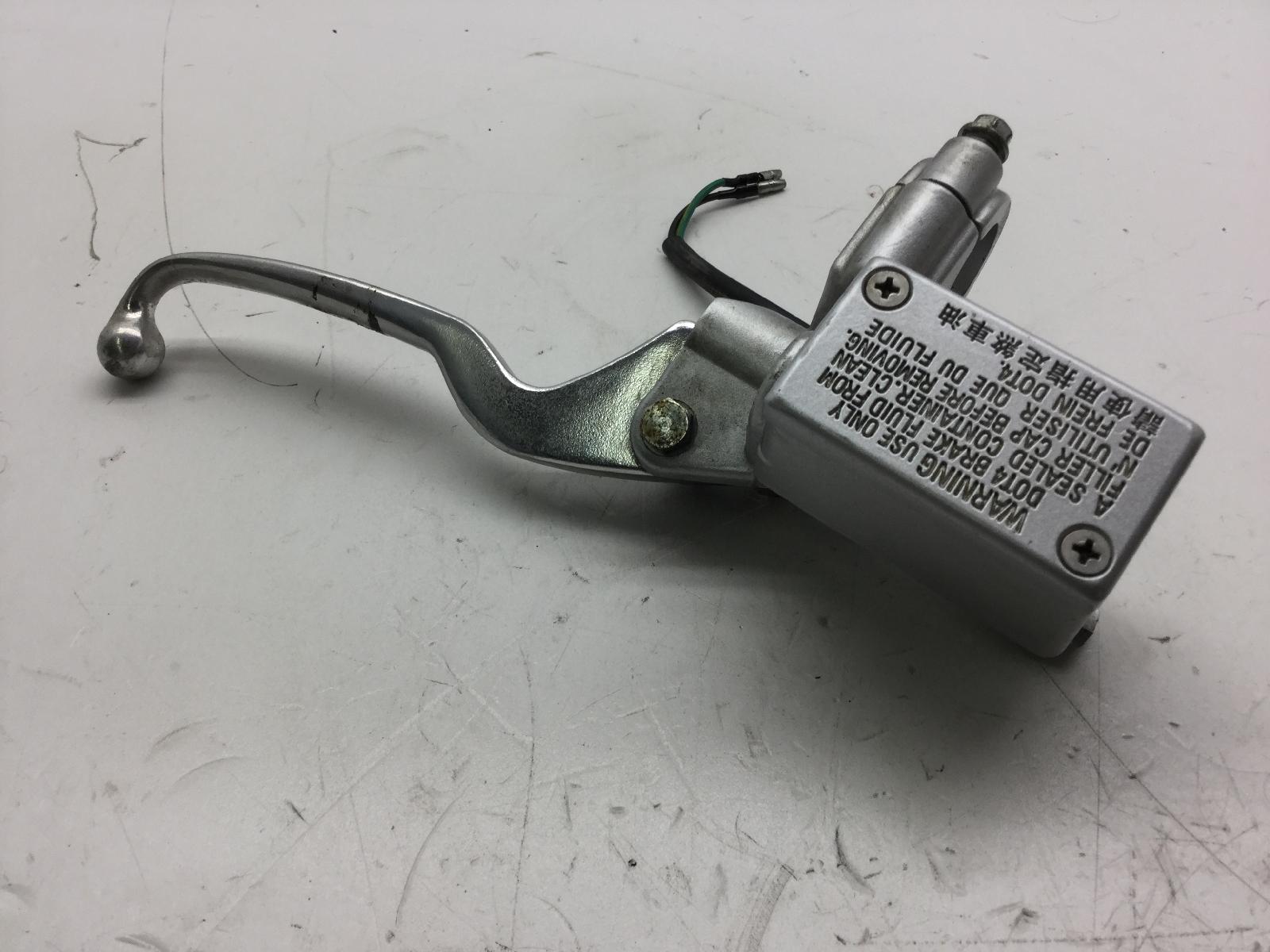Kymco super 8 4t 50 pompa freno anteriore destra 2009 2010 u70300