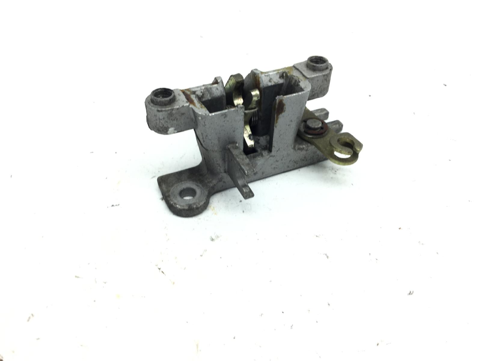 Kymco super 8 4t 50 gancio serratura sella saddle 2009 2010 u70300