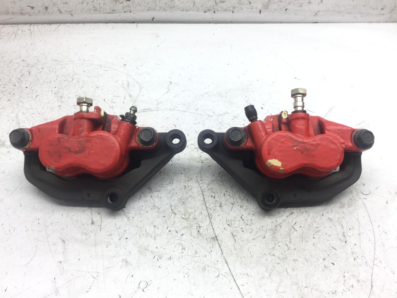 Yamaha t-max xp abs 500 coppia pinze freno anteriori - interasse: 83 mm 2007 2007 sj052