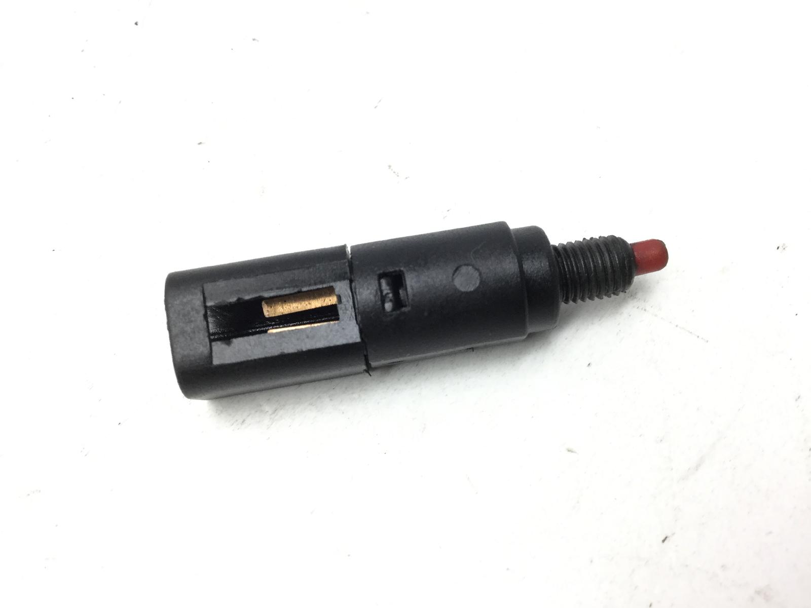 Piaggio vespa lx 125 sensore pulsante stop microstop freno anteriore 2005 2006 m44100
