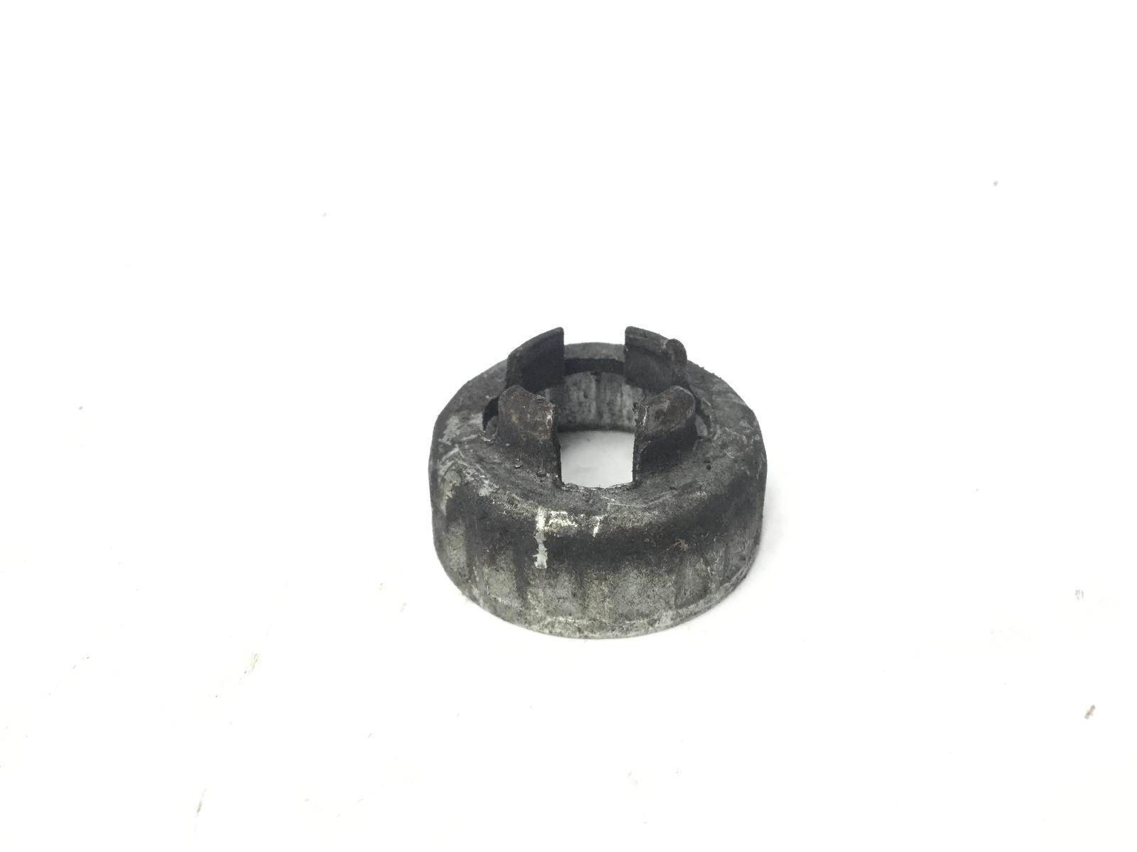 Piaggio vespa lx 125 tappo dado fermo perno ruota posteriore 2005 2006 m44100
