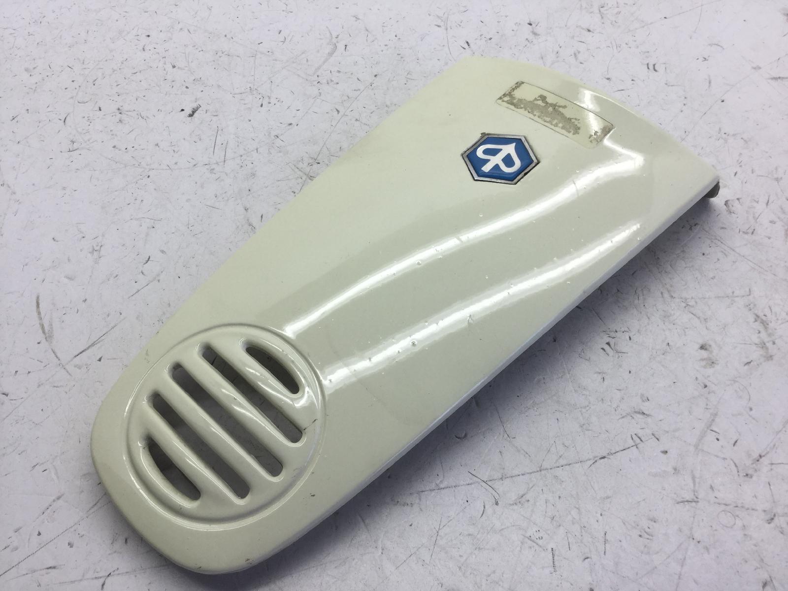 Piaggio vespa et4 125 carena coperchio scudo anteriore con aletta rotta 1996 1998 m0400