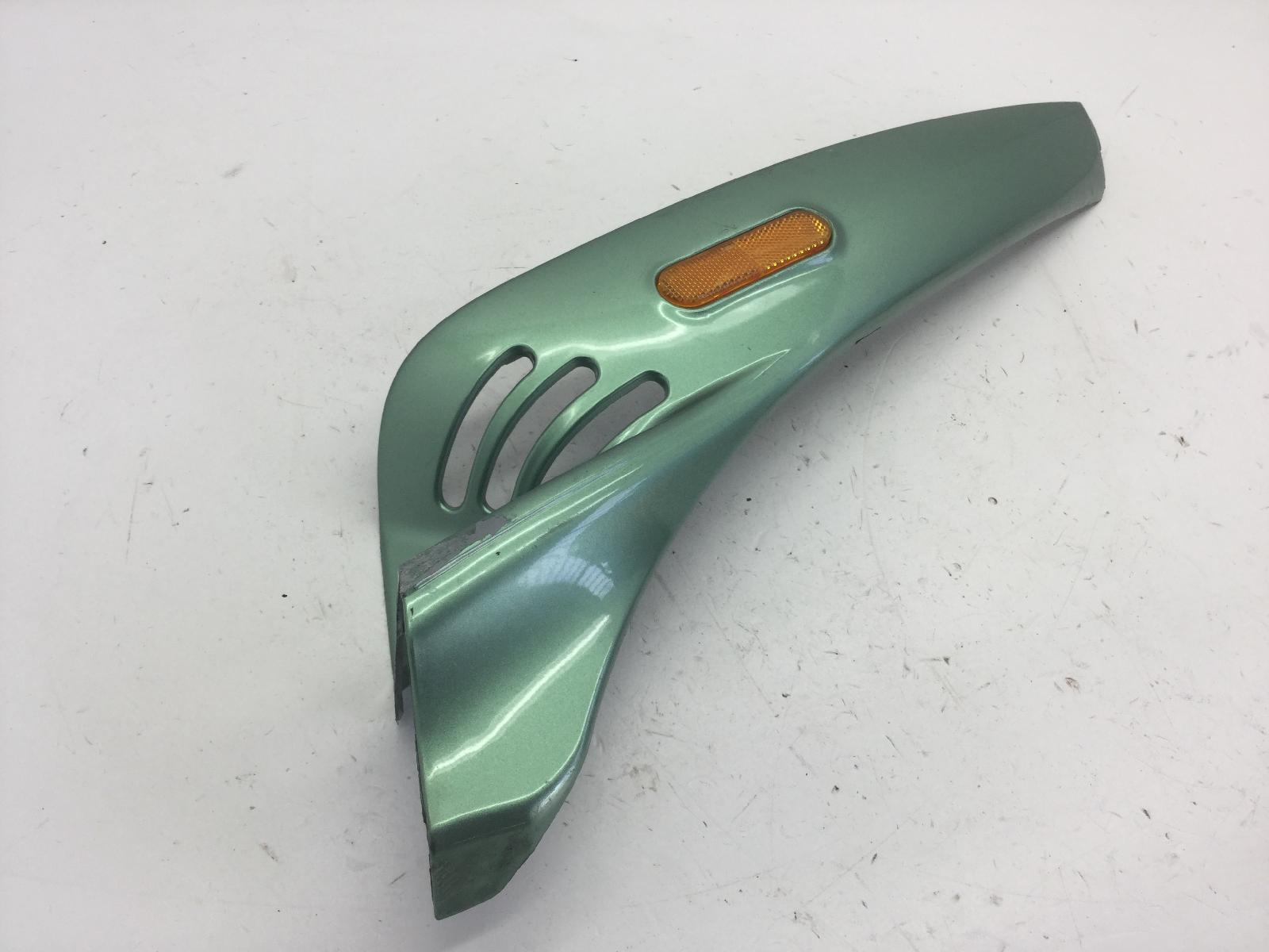 Piaggio vespa et4 125 carena fianchetto inferiore sinistro con piolo rotto 1996 1998 m0400