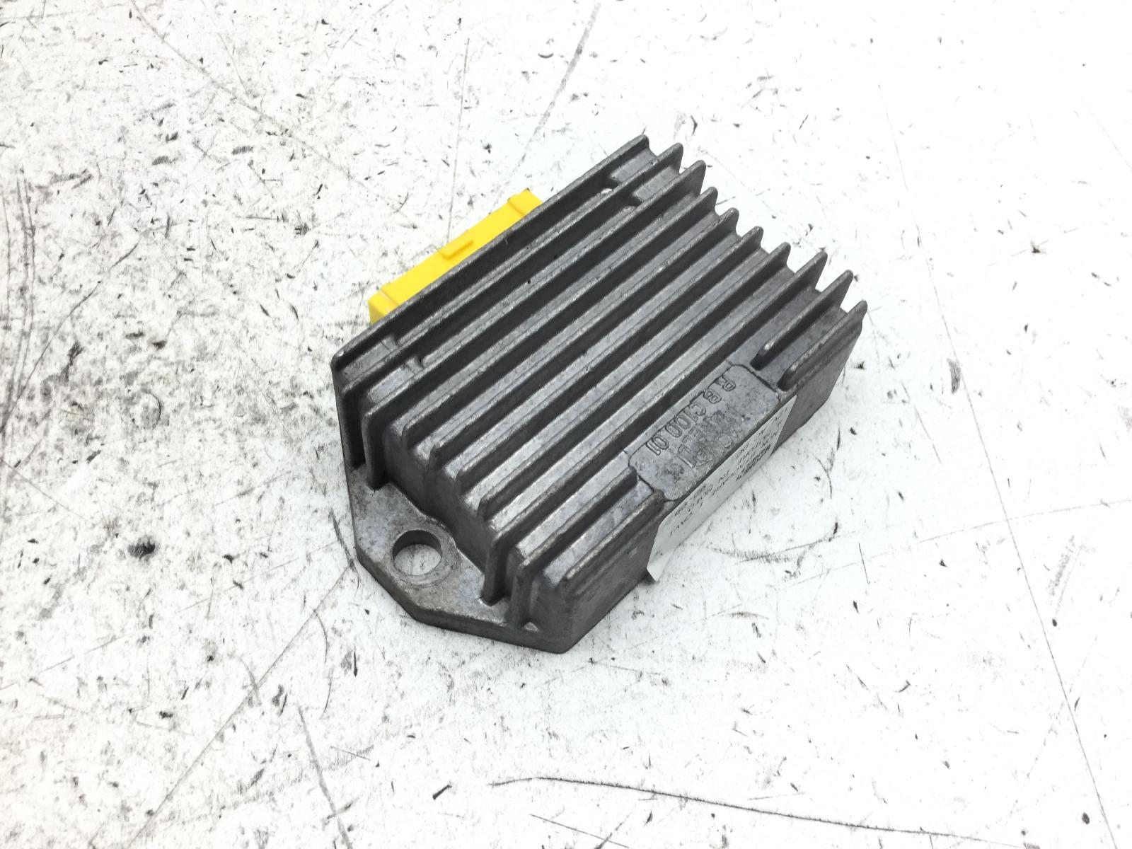 Piaggio vespa et4 125 regolatore tensione impianto elettrico 1996 1998 m0400