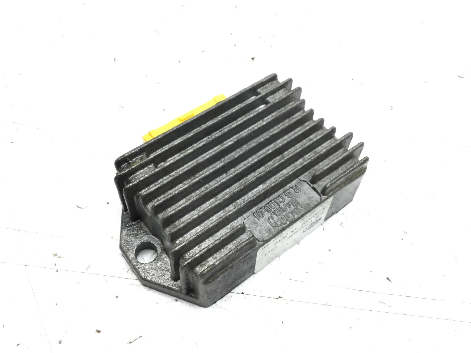 Piaggio vespa et4 125 regolatore di tensione impianto elettrico 1996 1998 m0400