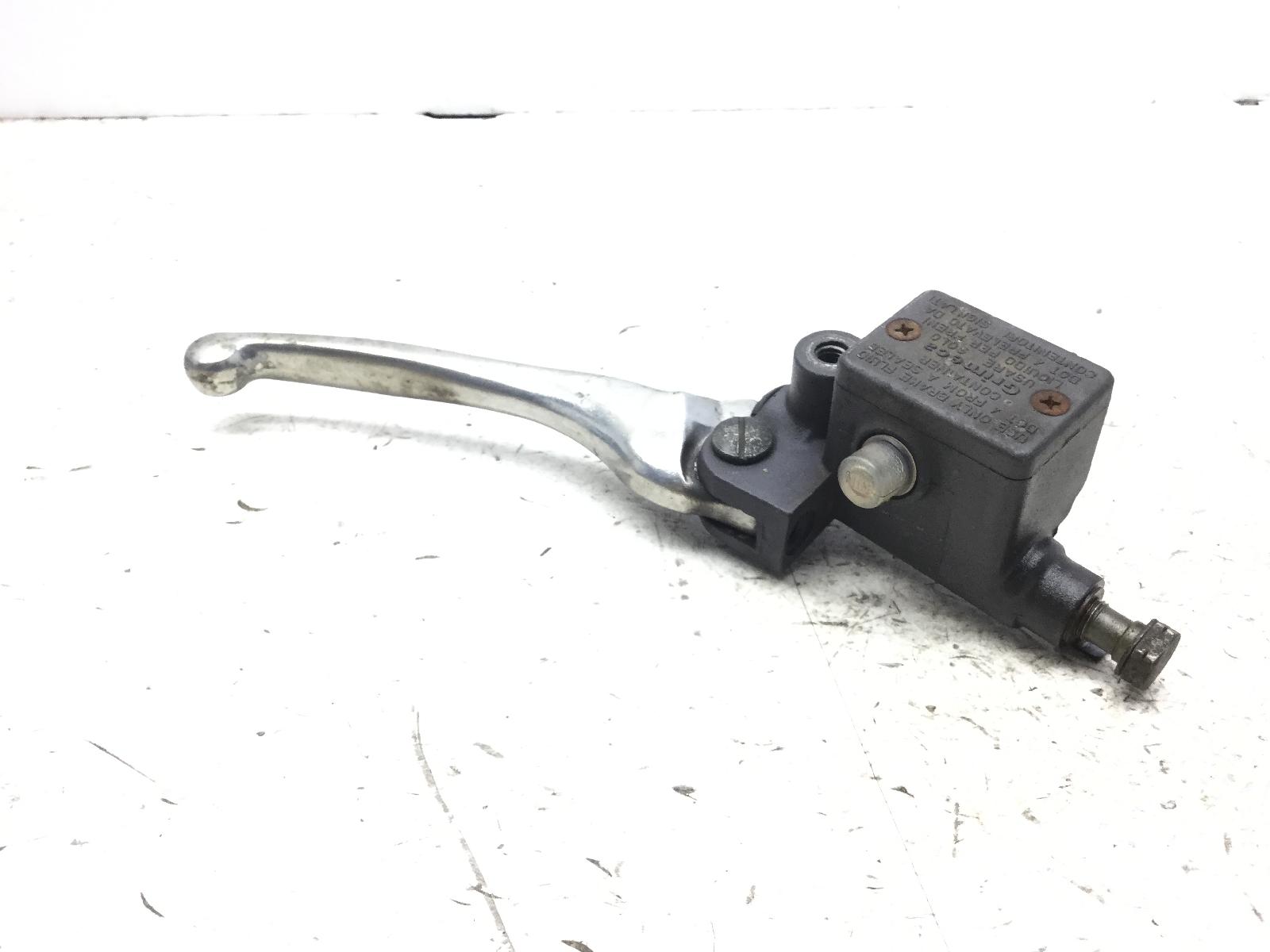 Piaggio vespa et4 125 pompa destra freno anteriore gommino rotto 1996 1998 m0400