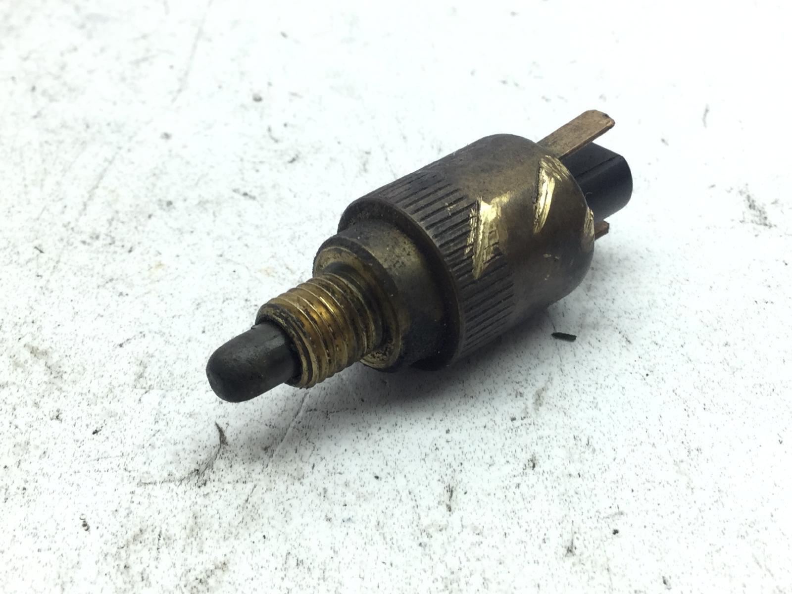Piaggio vespa et4 125 sensore stop microstop freno anteriore destro 1996 1998 m0400