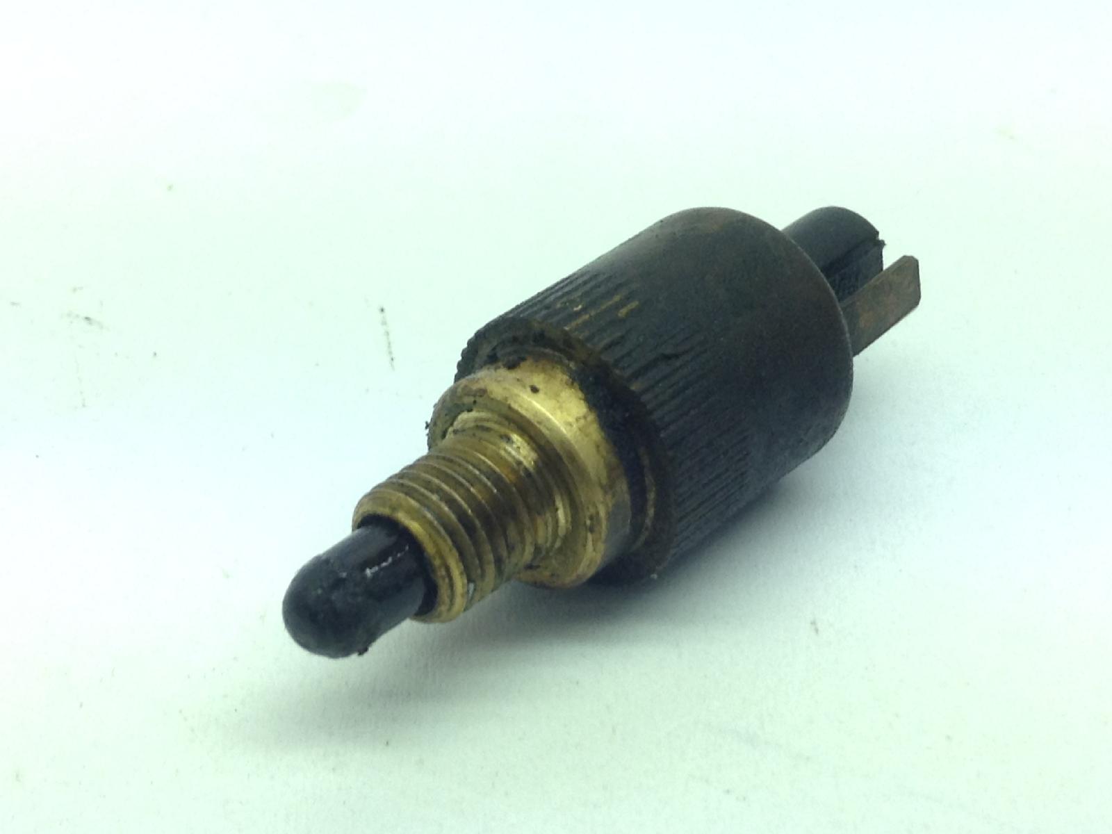 Sensore stop microstop freno posteriore sinistro piaggio vespa et4 125 1996 1998 m0400