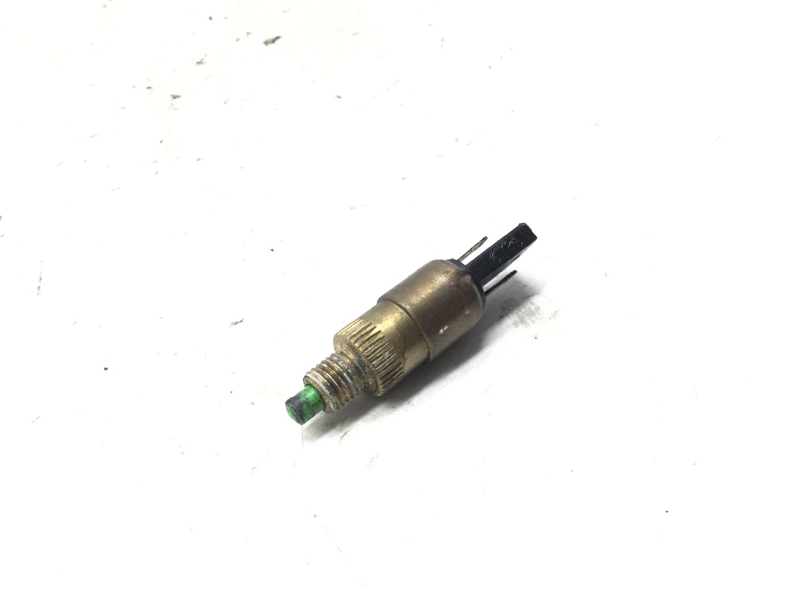 Piaggio vespa et4 125 sensore stop microstop freno anteriore destro 1996 1998 m0400