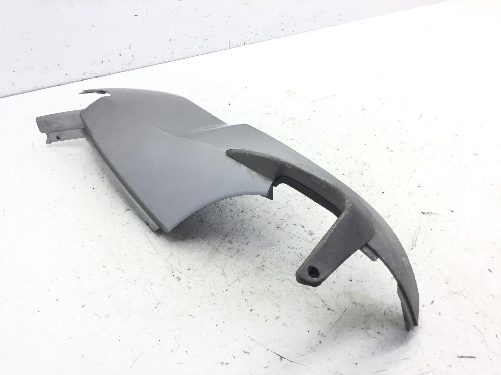 Aprilia scarabeo light 200 carena scudo anteriore destro - attacco rotto 2007 2007 rba00