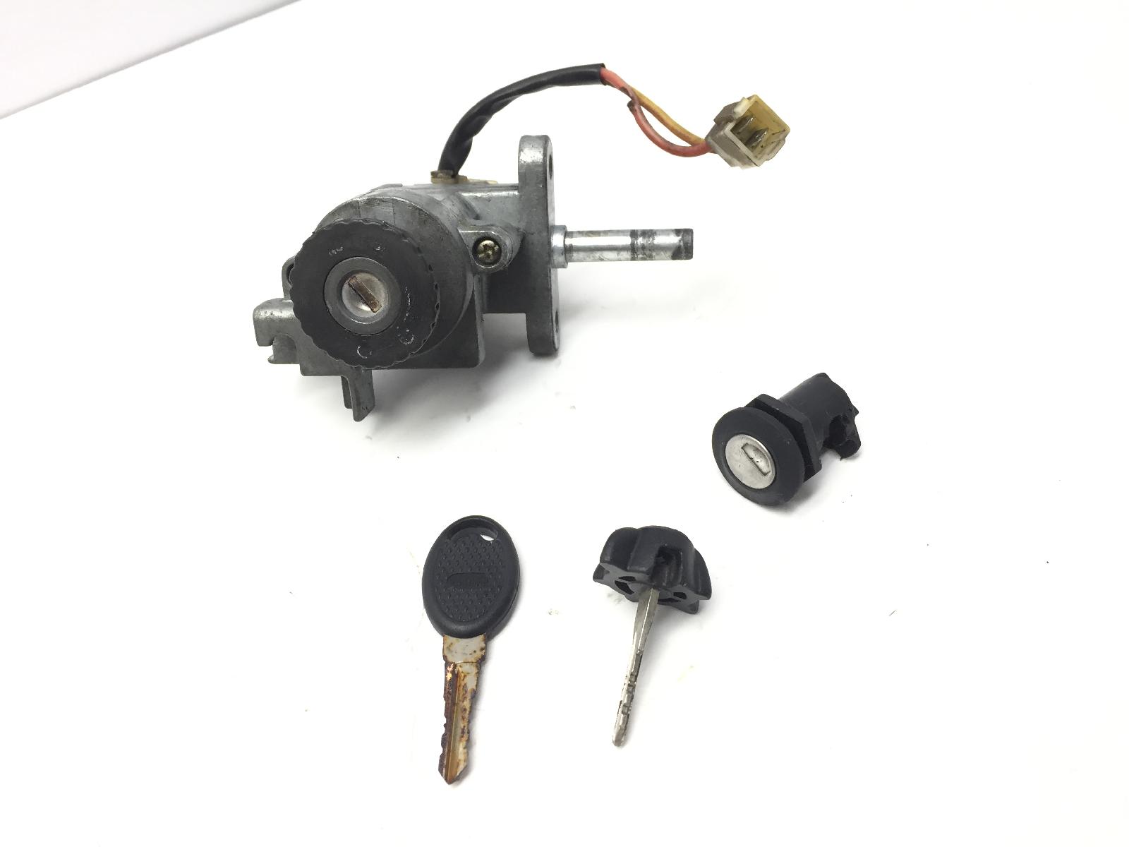 Aprilia scarabeo light 200 blocchetto accensione serratura e chiavi 2007 2007 rba00