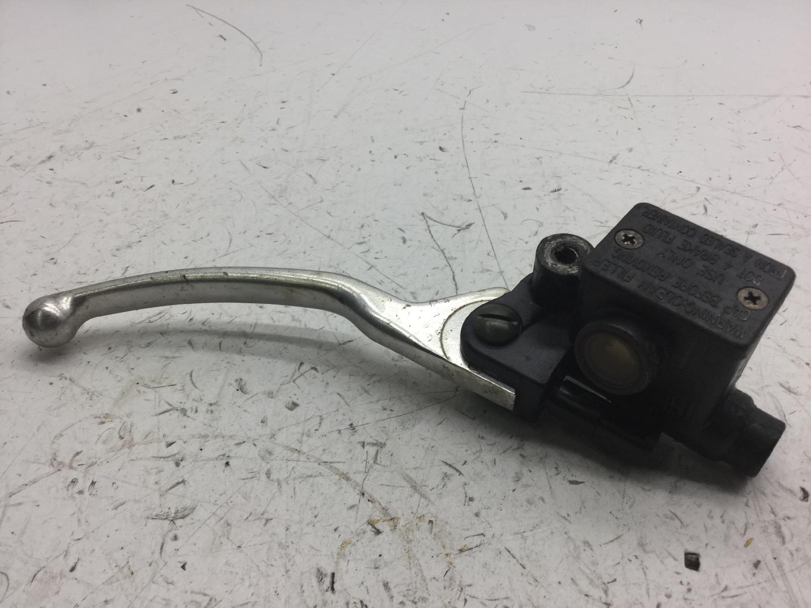 Piaggio liberty 200 pompa freno anteriore con leva storta 2005 2005 m384001