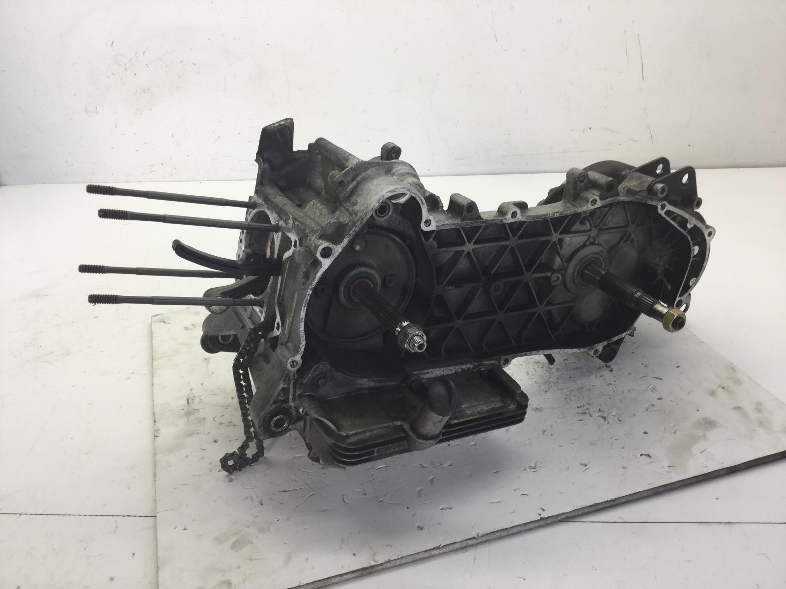 Piaggio liberty 200 carter motore + albero e ingranaggi ruota mod: m384m 2005 2005 m384001