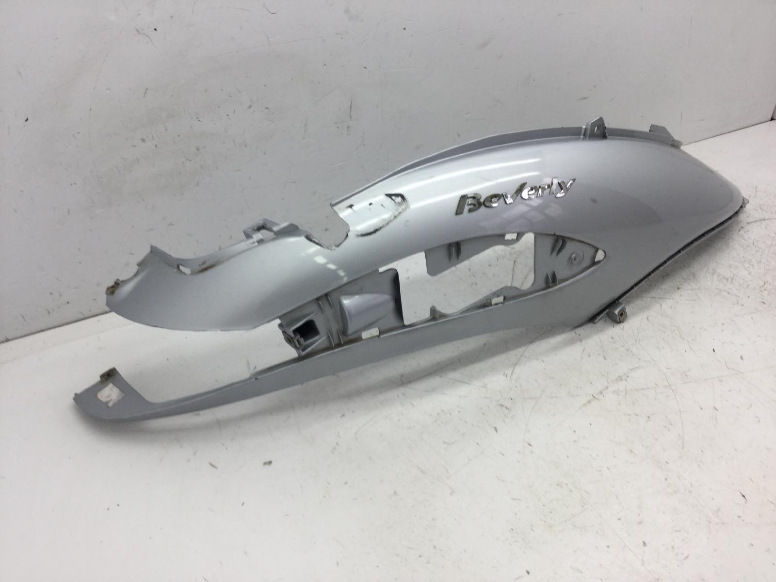 Piaggio beverly 500 carena fiancata posteriore destra 2005 2006 m34100