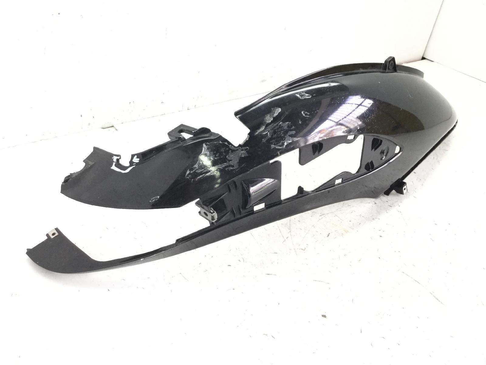 Piaggio beverly 500 carena fiancata posteriore destra con aletta rotta 2005 2006 m34100