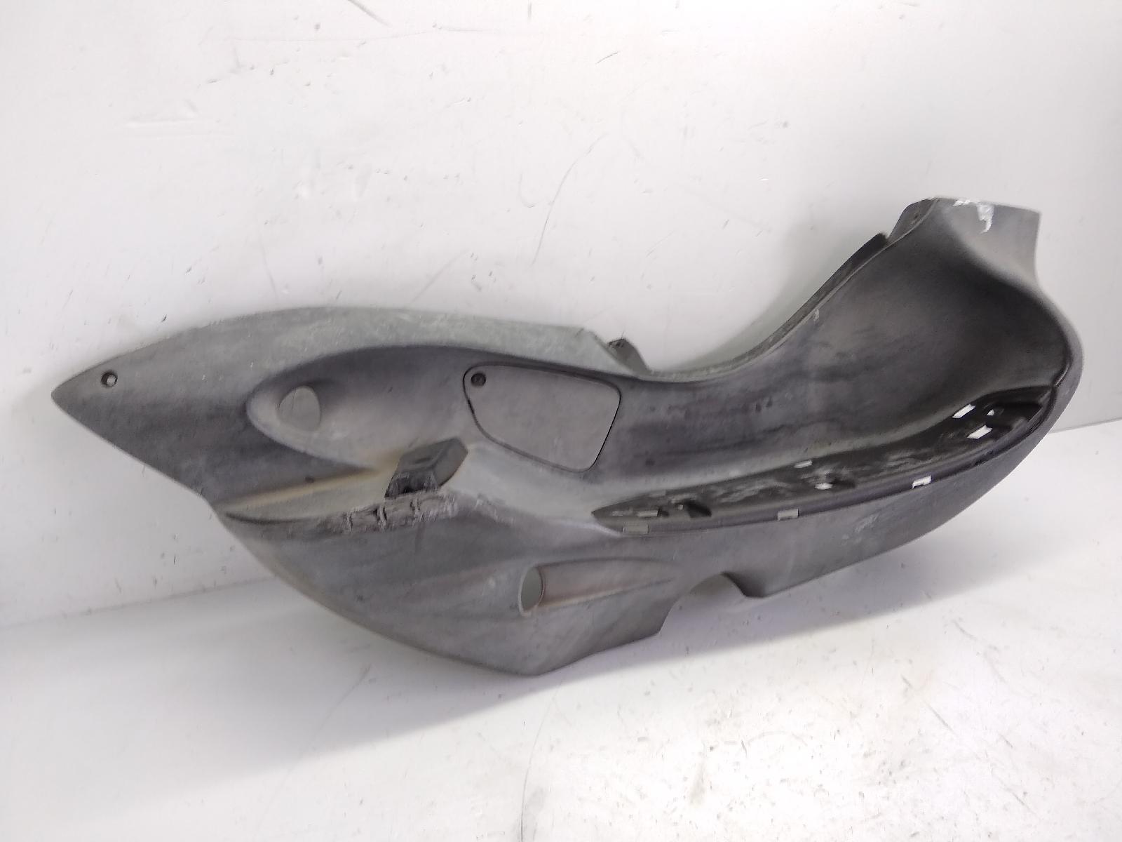 Piaggio beverly 500 carena pedana destra con difetti 2005 2006 m34100