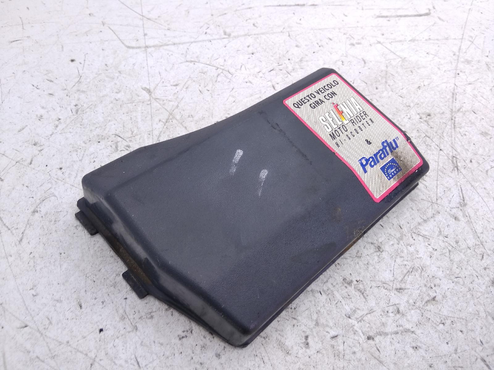 Piaggio liberty 2t 50 carena coperchio tappo vano batteria 1997 2005 c1500