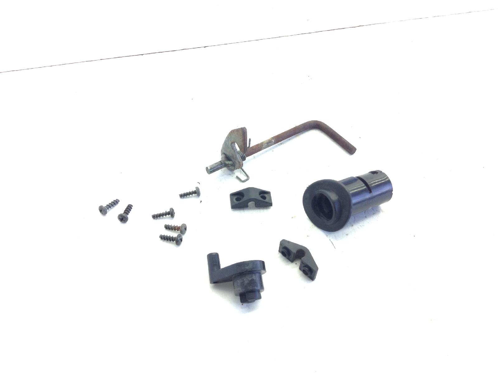 Piaggio liberty 2t 50 gancio e accessori apertura chiusura sella saddle 1997 2005 c1500