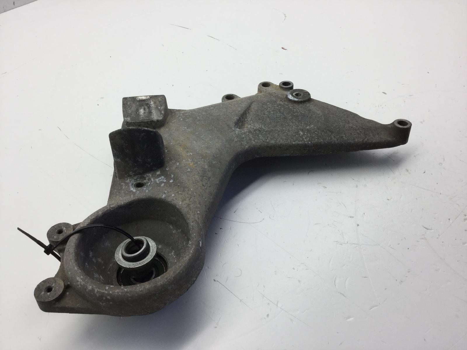 Gilera nexus 500 staffa supporto scarico marmitta 2003 2005 m35100