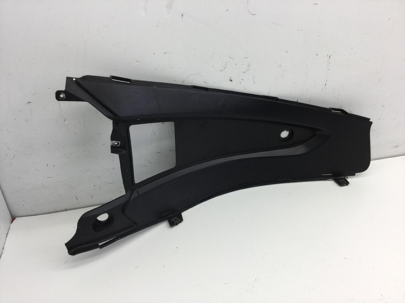 Gilera nexus 500 carena fiancata tunnel pedana sinistra con alette rotte 2003 2005 m35100