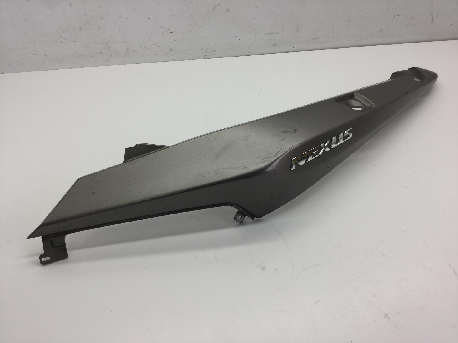 Gilera nexus 500 carena fiancata posteriore sinistra con attacco rotto 2003 2005 m35100