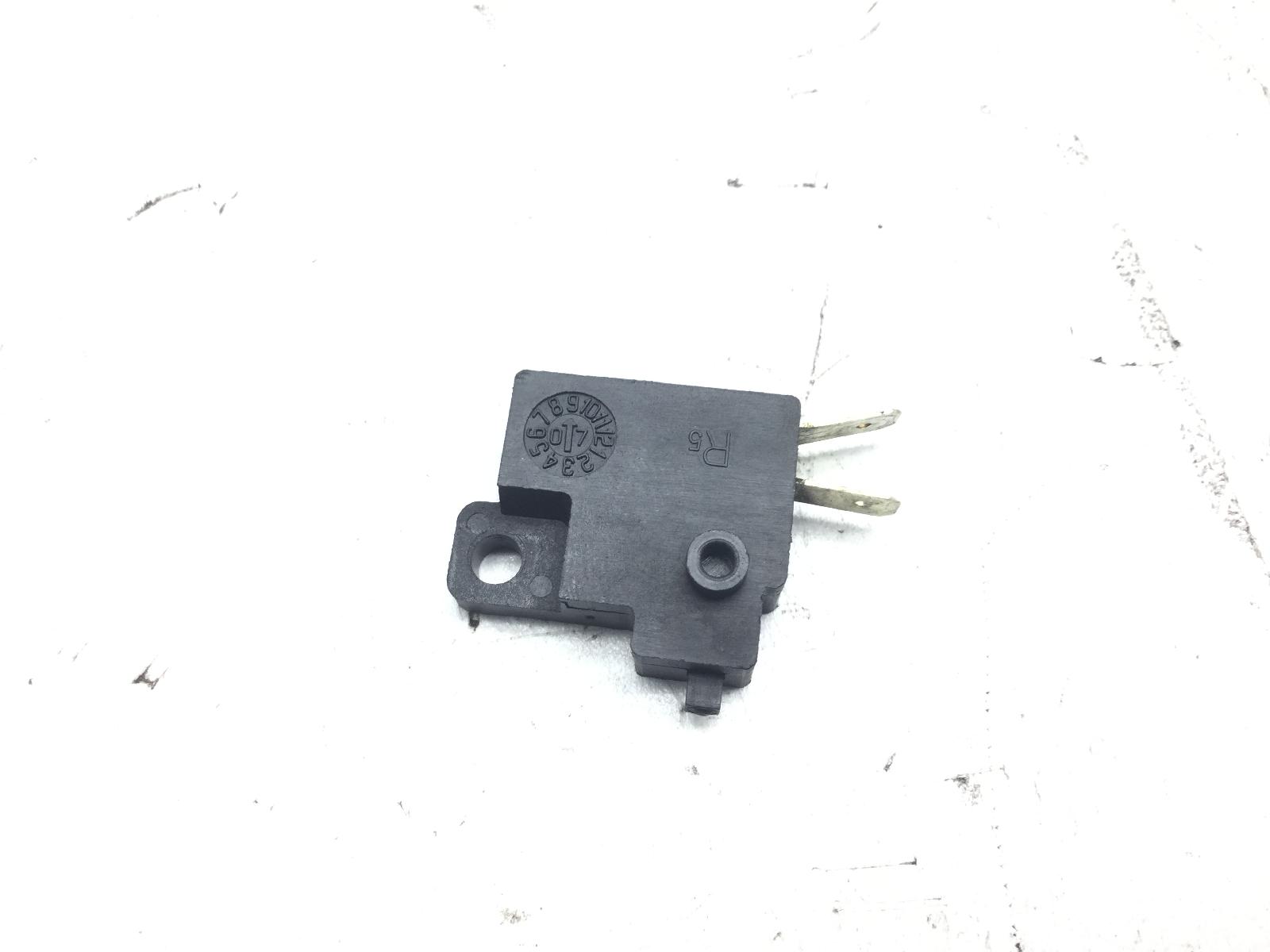 Kymco xciting i r 300 sensore microstop pompa freno anteriore destra 2008 2008 t72001