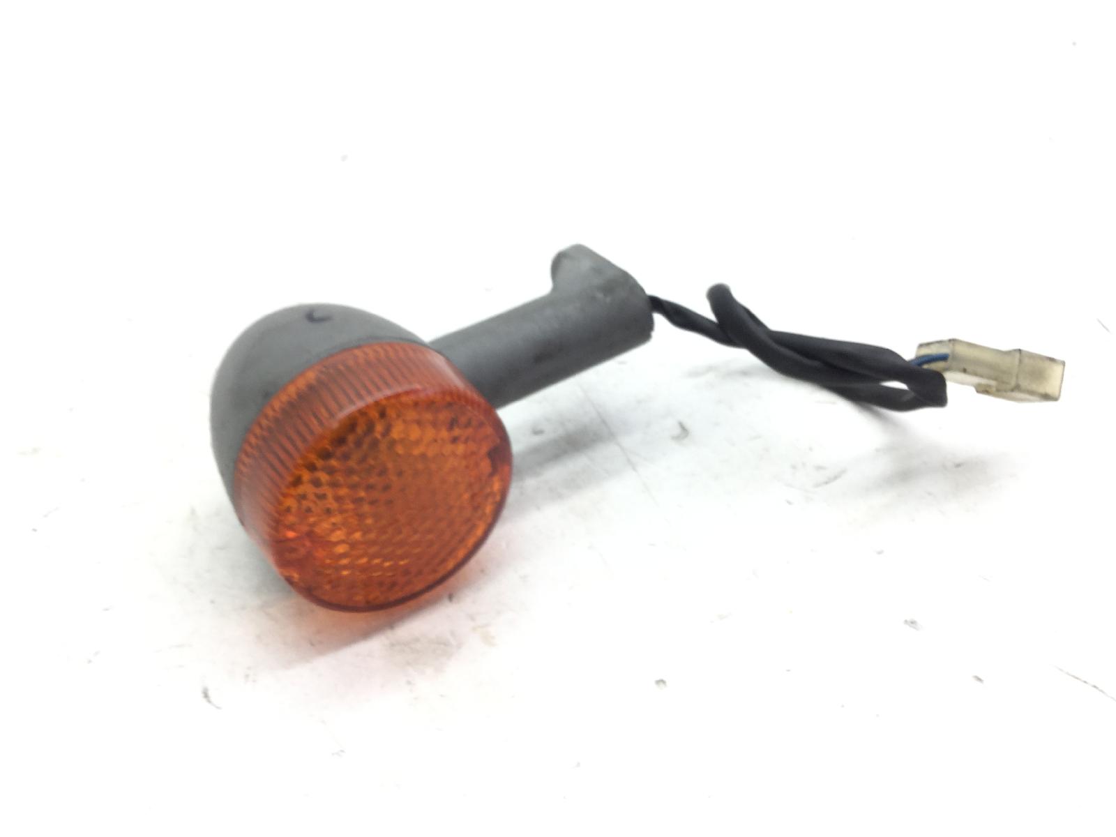 Aprilia scarabeo 50 freccia anteriore destra 1999 1999 pf00