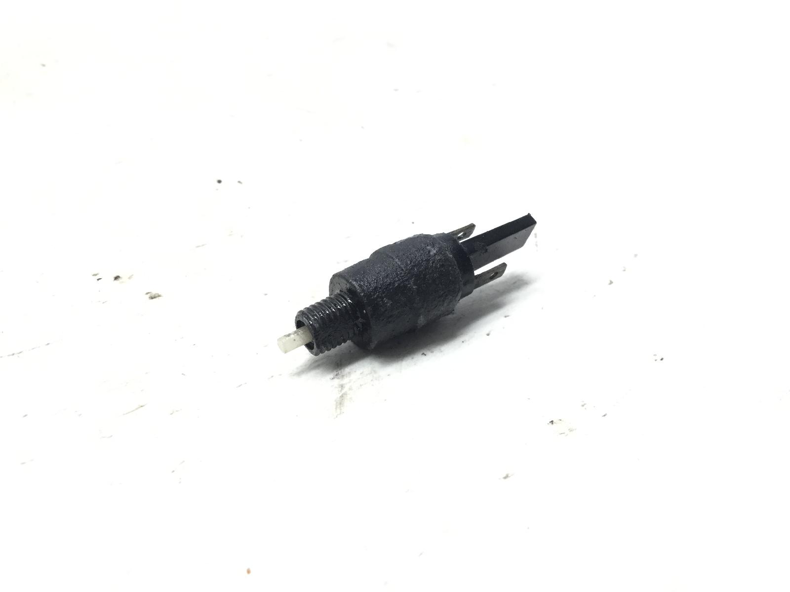 Aprilia scarabeo 50 sensore stop microstop freno anteriore destro 1999 1999 pfg00 freno a tamburo posteriore