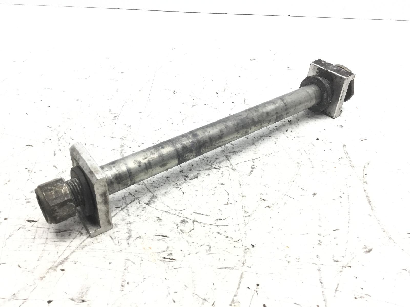 Suzuki xf freewind 650 perno ruota posteriore 1997 2001 ac111