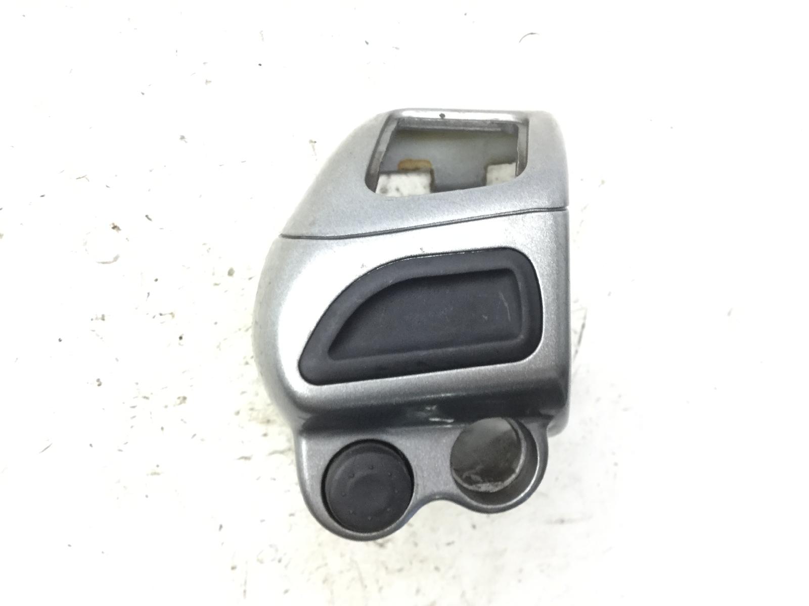Piaggio carnaby 125 devio commutatore porta tasti destro 2007 2010 m60200