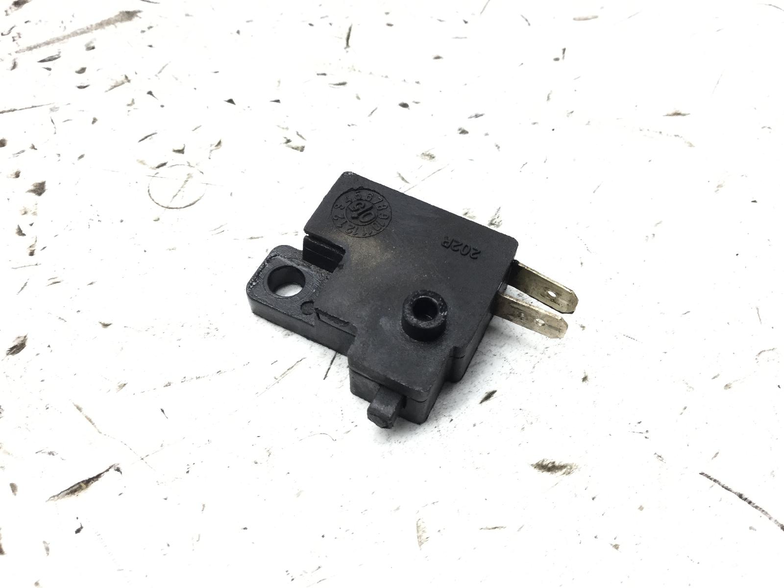 Kymco xciting 500 sensore interruttore stop microstop freno anteriore 2005 2005 t70000