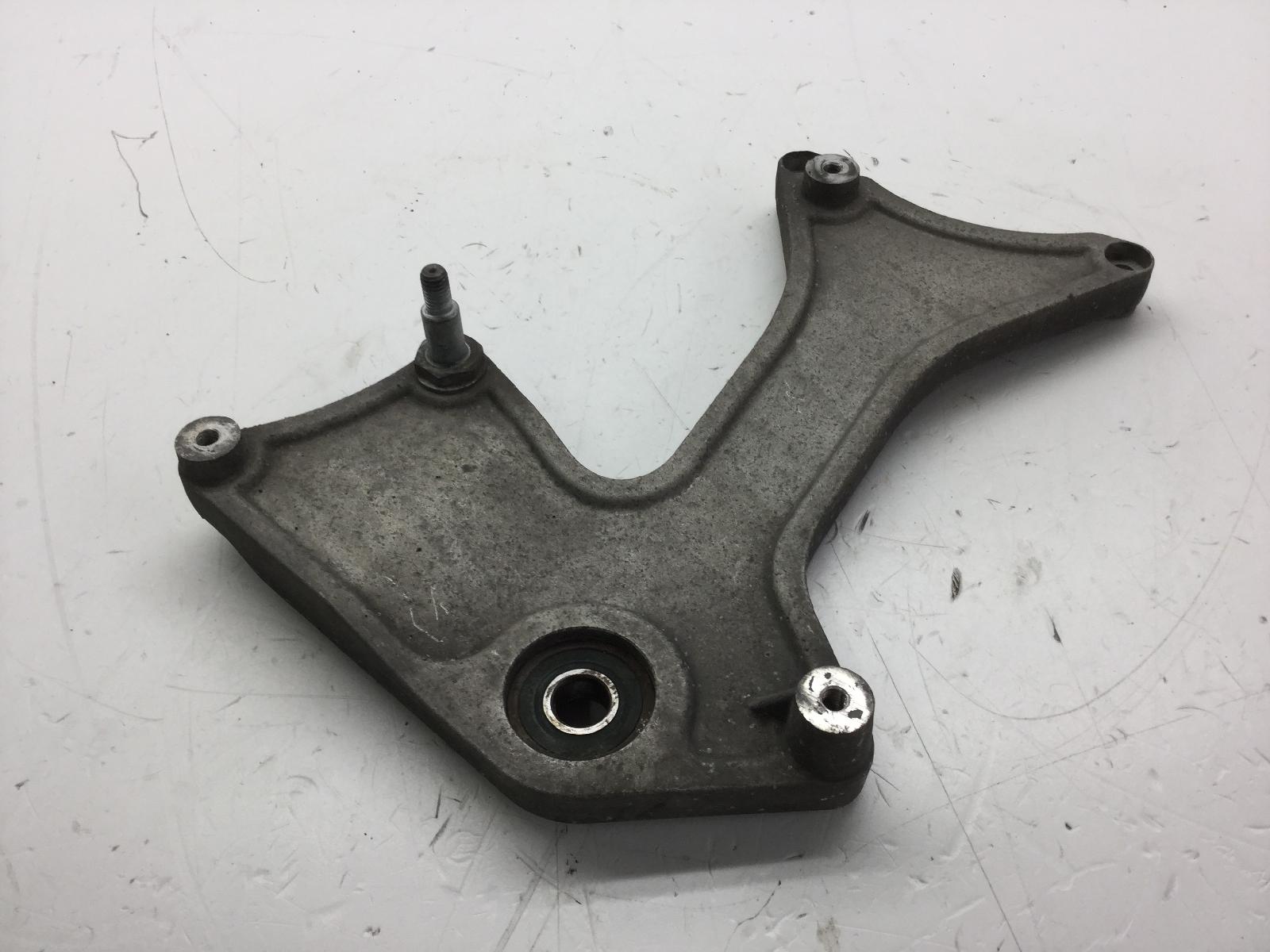 Piaggio vespa gt granturismo 200 staffa supporto scarico marmitta 2003 2005 m312