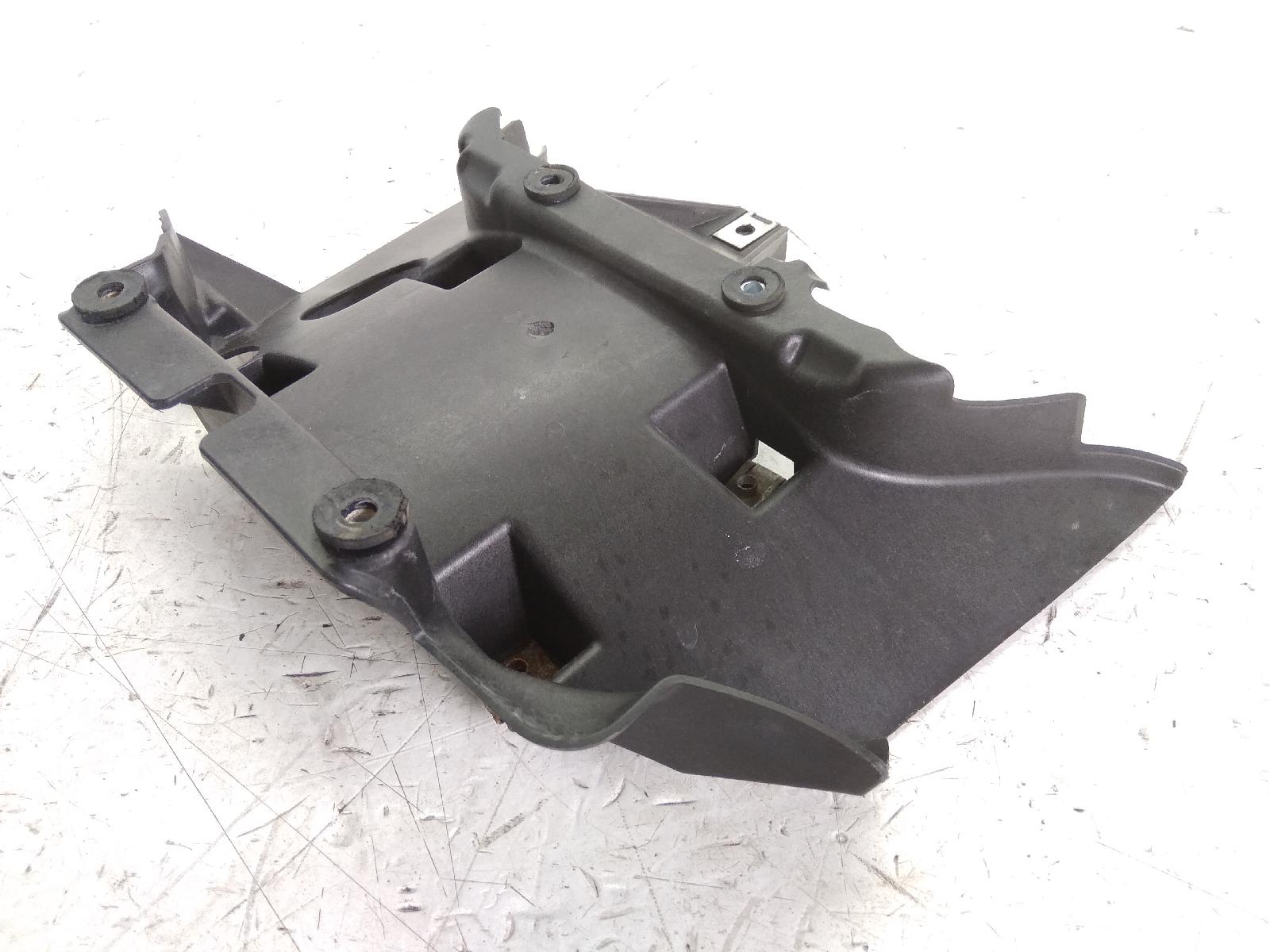 Malaguti centro ie 160 carena supporto radiatore 2008 2009 850102