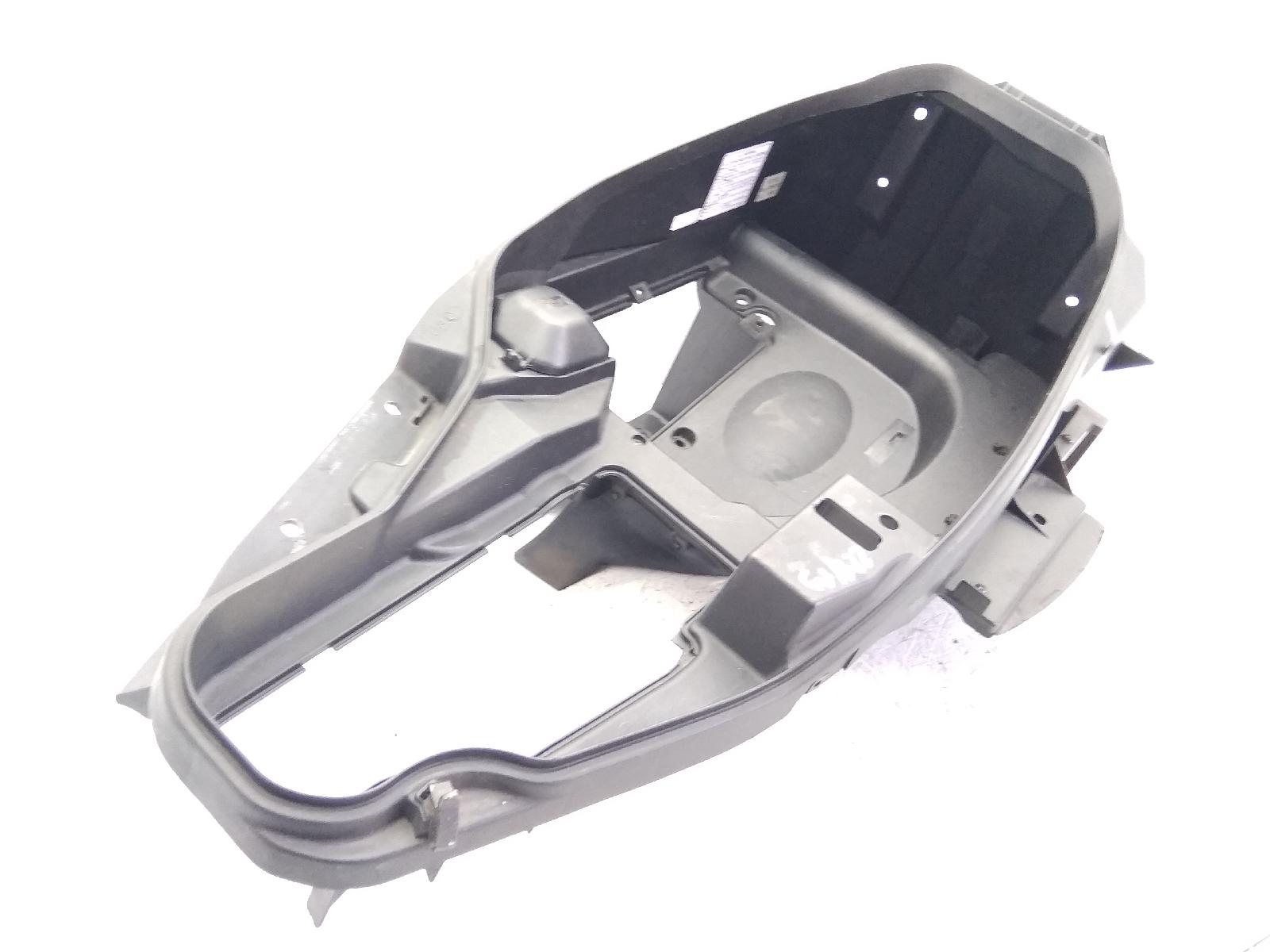 Honda pantheon 2t 150 carena vano sottosella 1998 2002 zdckf02a02f