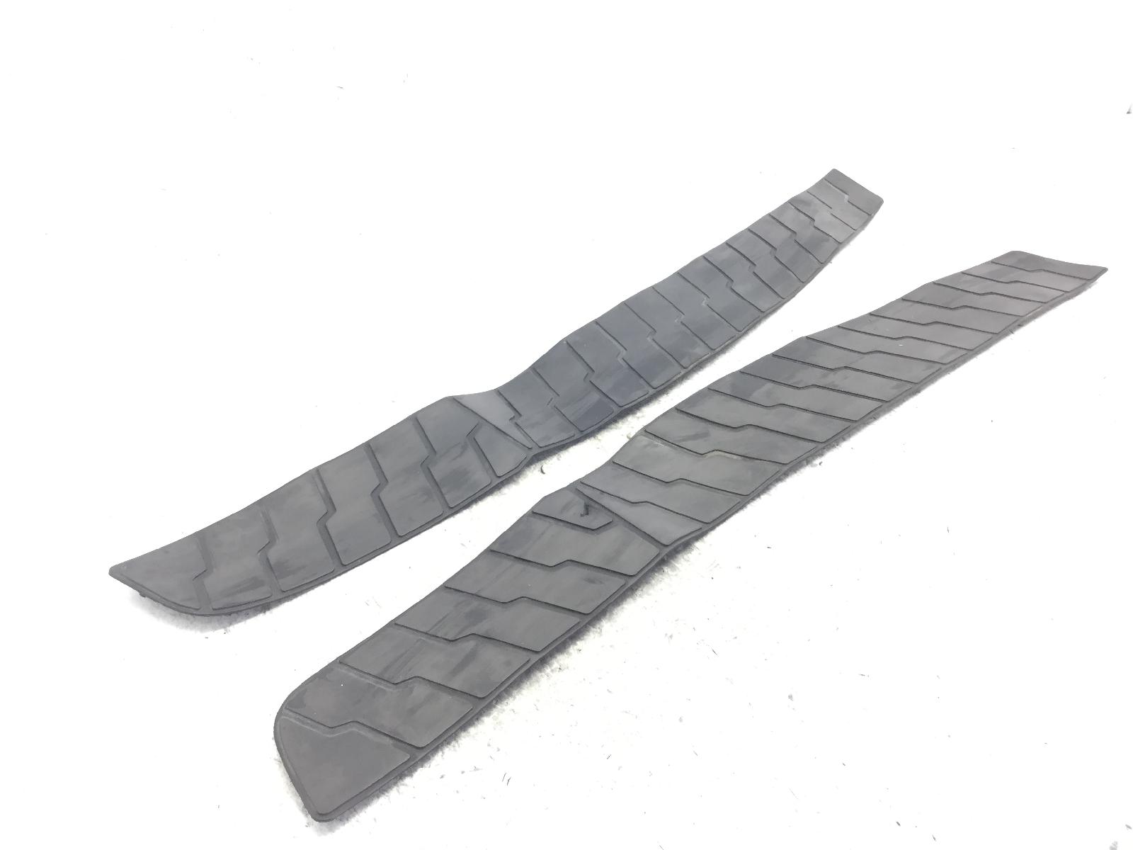 Honda pantheon 2t 150 coppia tappetini pedana pavimento poggiapiedi difetto 1998 2002 zdckf02a02f