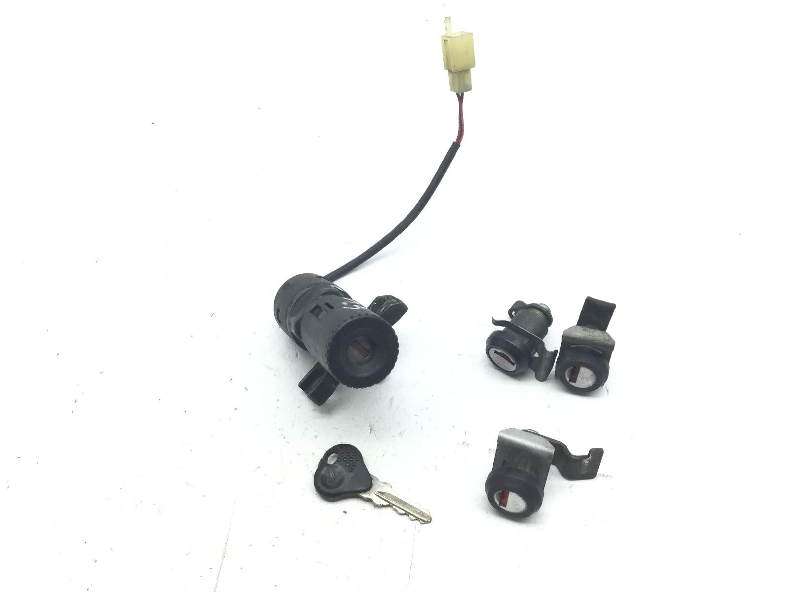 Honda pantheon 2t 150 blocchetto accensione con 3 serrature e chiave 1998 2002 zdckf02a02f