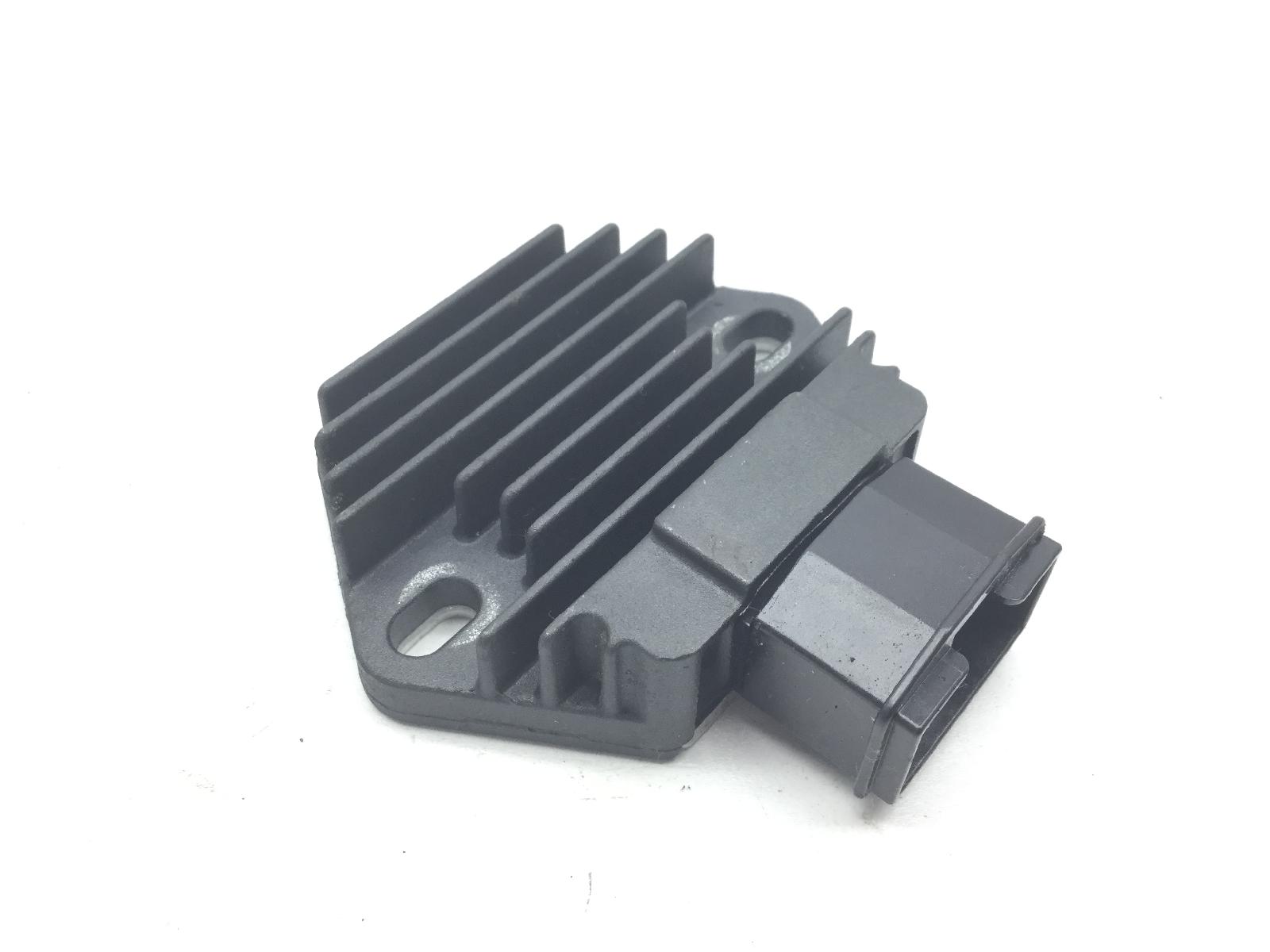 Honda pantheon 2t 150 regolatore di tensione corrente 1998 2002 zdckf02a02f