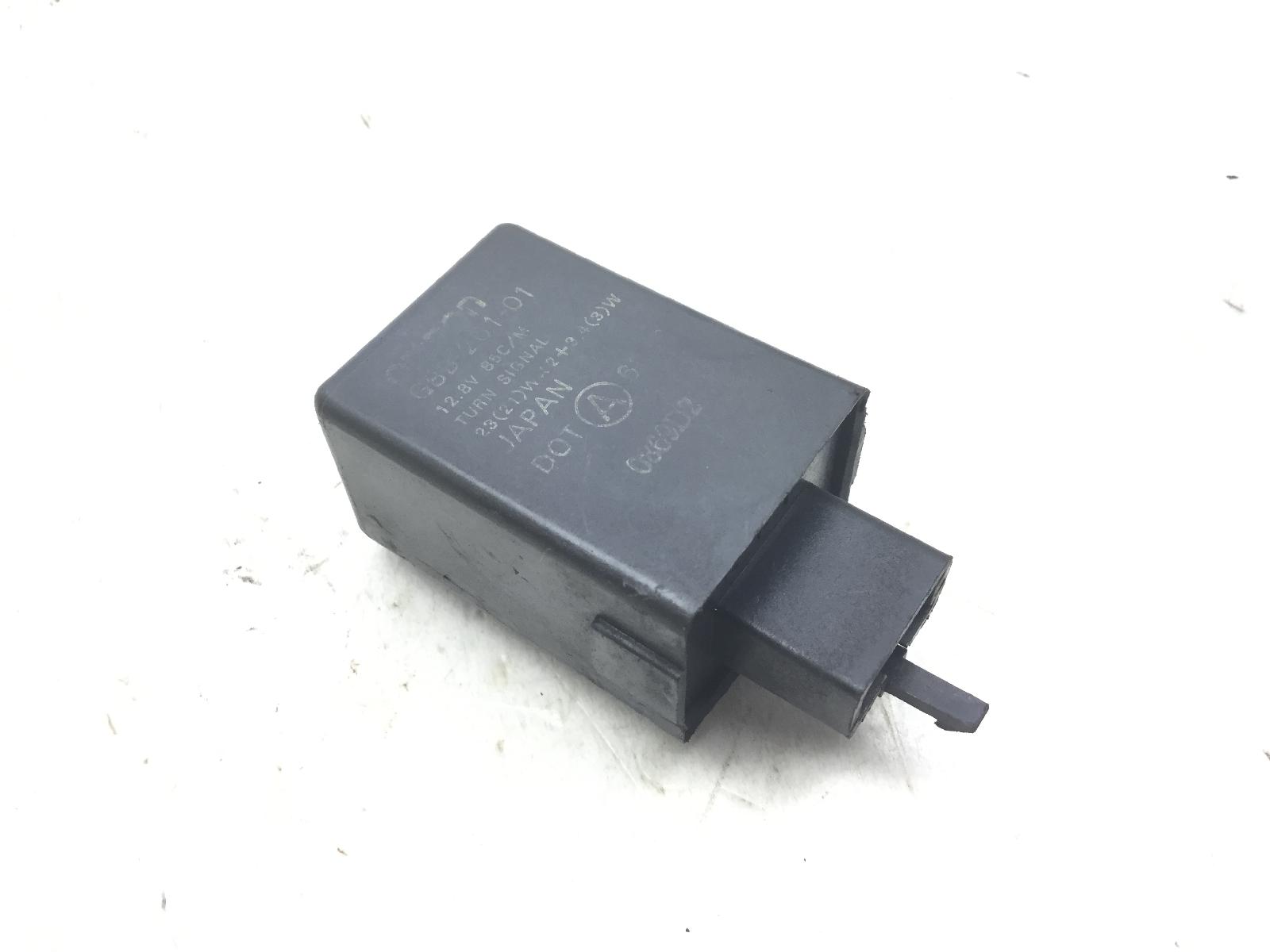 Honda pantheon 2t 150 rele' intermittenza frecce lampeggiatori indicatori 1998 2002 zdckf02a02f