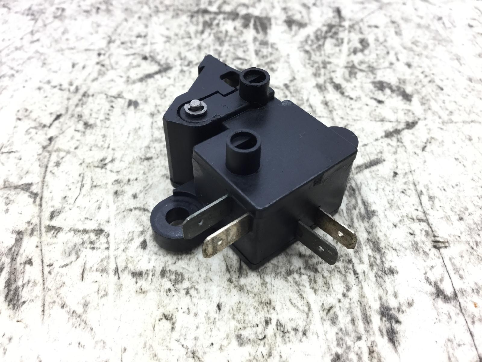 Honda pantheon 2t 150 sensore stop microstop freno posteriore sinistro 1998 2002 zdckf02a01f