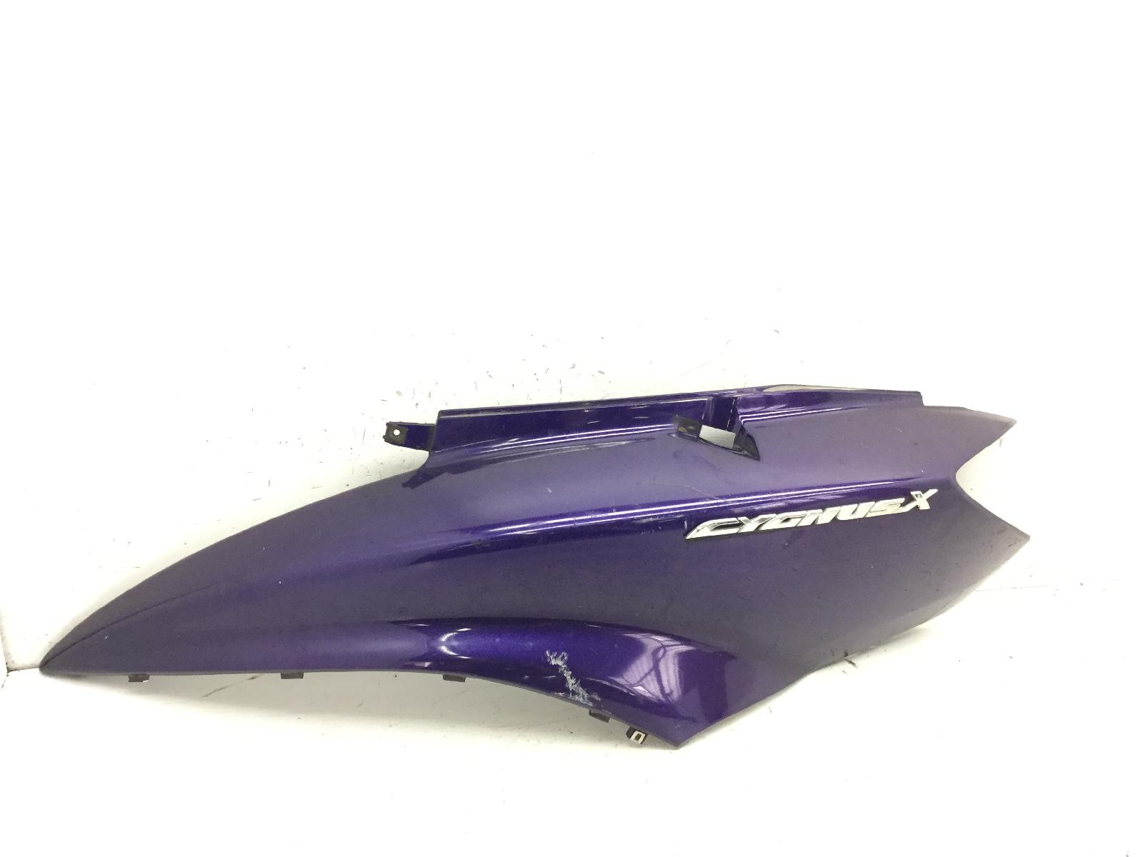Yamaha nxc cygnus x 125 carena fiancata posteriore sinistra - attacco rotto 2004 2006 se081